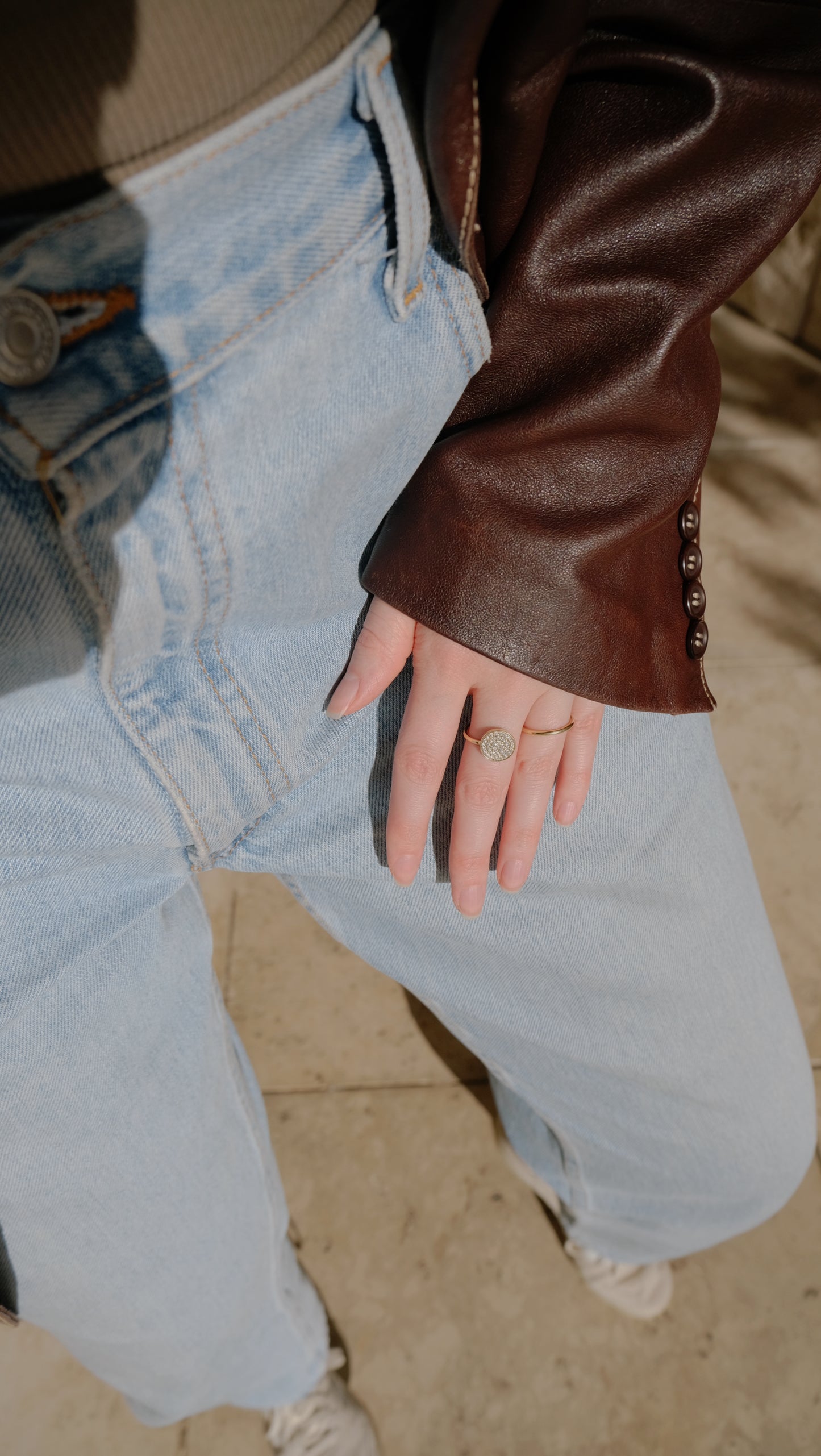 Two-finger Gold Sybille Ring